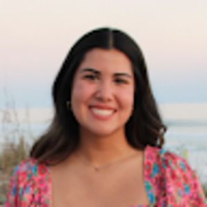Meet your Posher, Beatriz